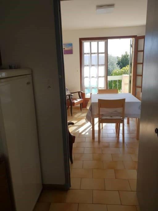 Residence Lou Cigaloun - Ana Location Gréoux-les-Bains المظهر الخارجي الصورة