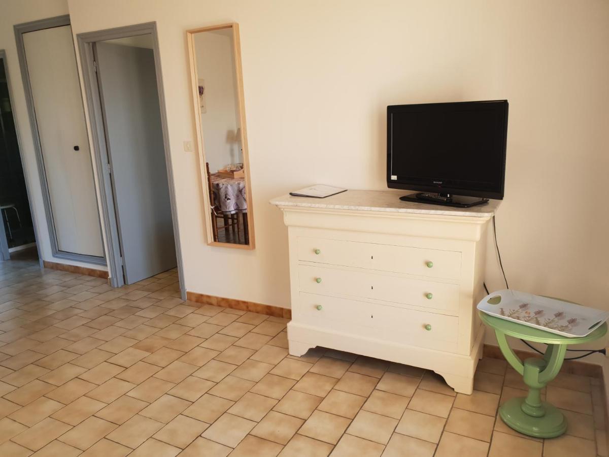 Residence Lou Cigaloun - Ana Location Gréoux-les-Bains المظهر الخارجي الصورة