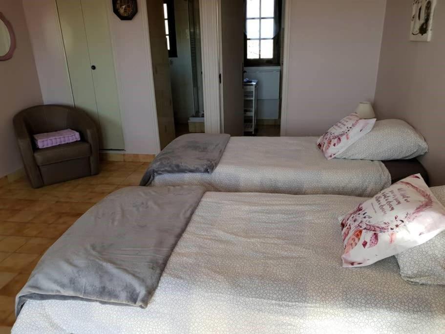 Residence Lou Cigaloun - Ana Location Gréoux-les-Bains المظهر الخارجي الصورة