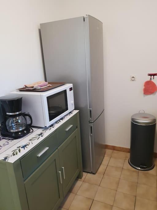 Residence Lou Cigaloun - Ana Location Gréoux-les-Bains المظهر الخارجي الصورة