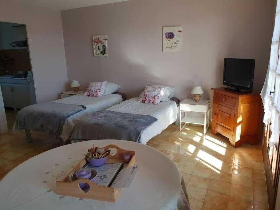 Residence Lou Cigaloun - Ana Location Gréoux-les-Bains المظهر الخارجي الصورة